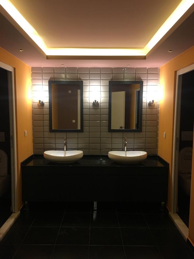 Sakura Suit Hostel Фетхіє Екстер'єр фото