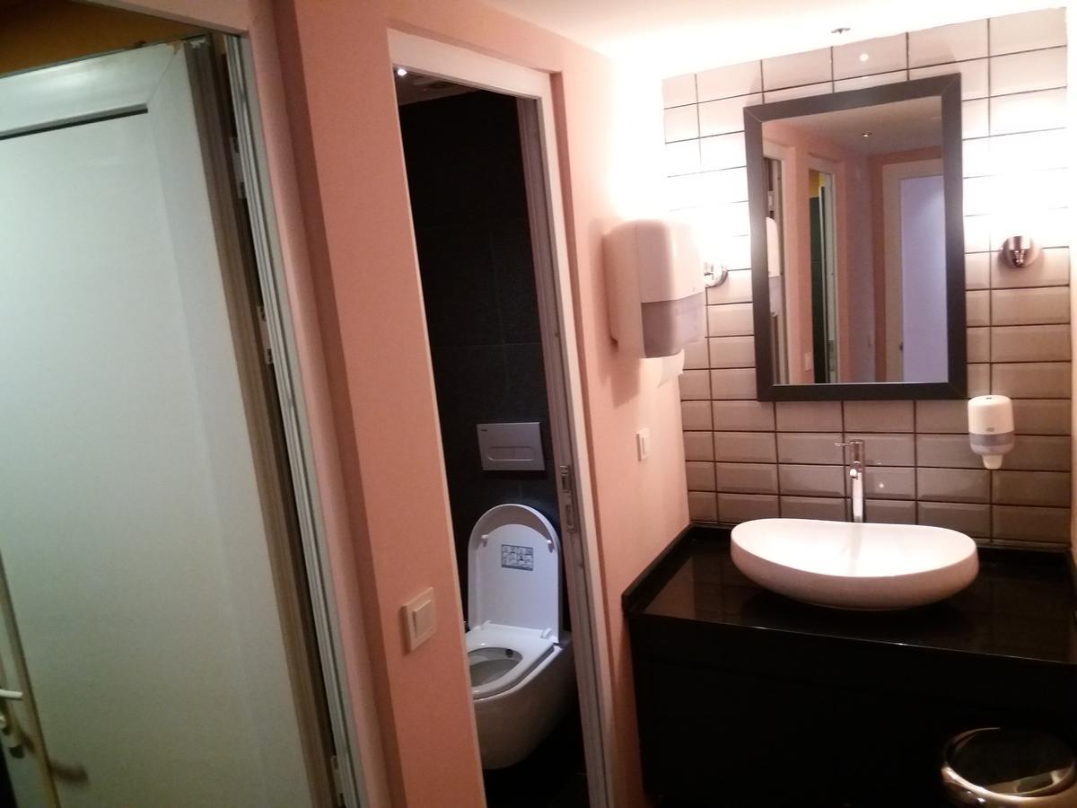 Sakura Suit Hostel Фетхіє Екстер'єр фото